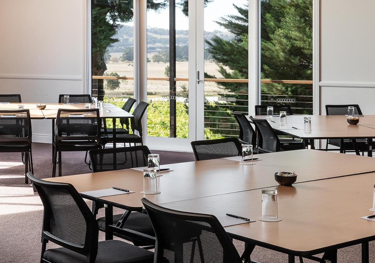 Cleveland Estate Hotel Lance Field Ngoại thất bức ảnh