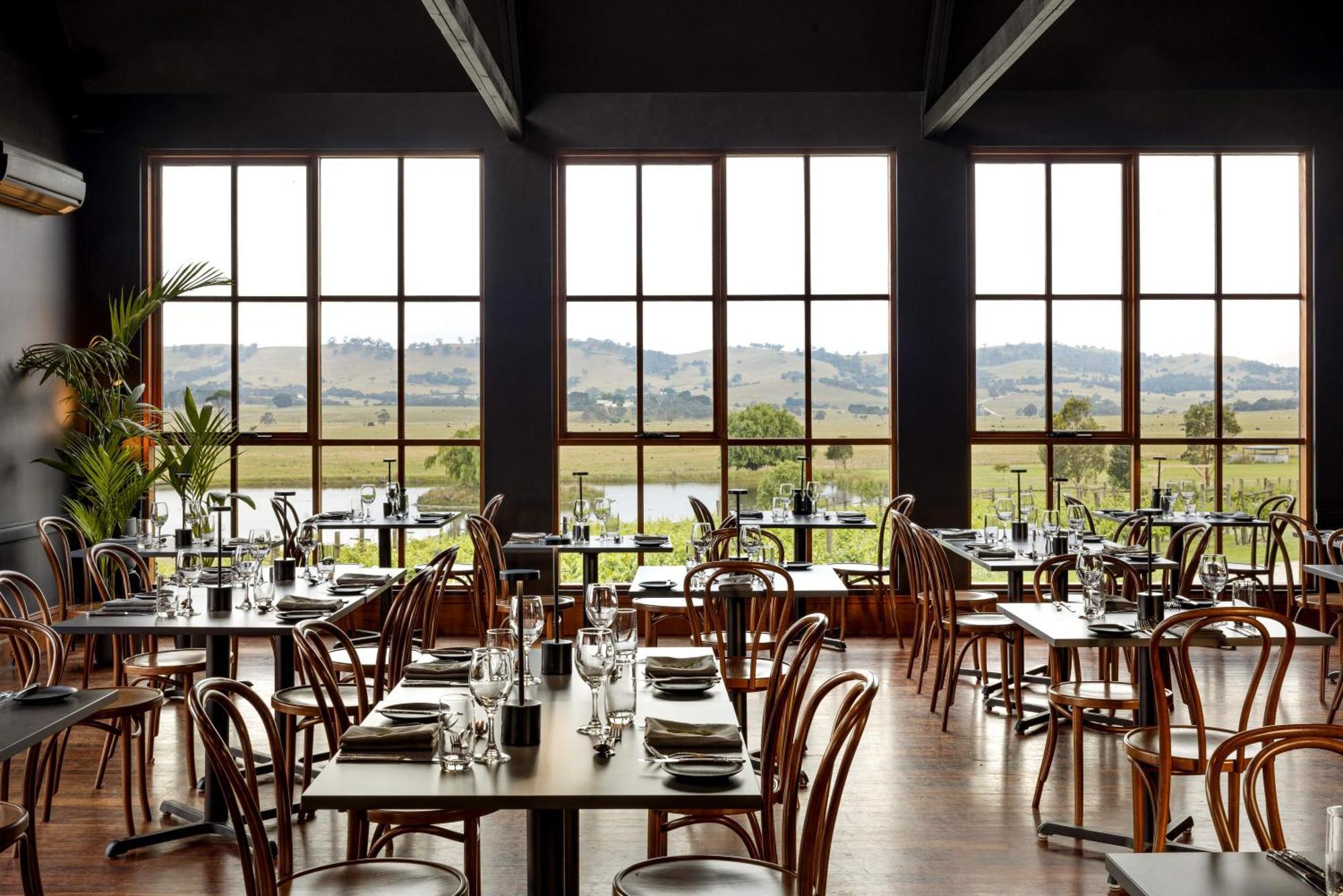 Cleveland Estate Hotel Lance Field Ngoại thất bức ảnh