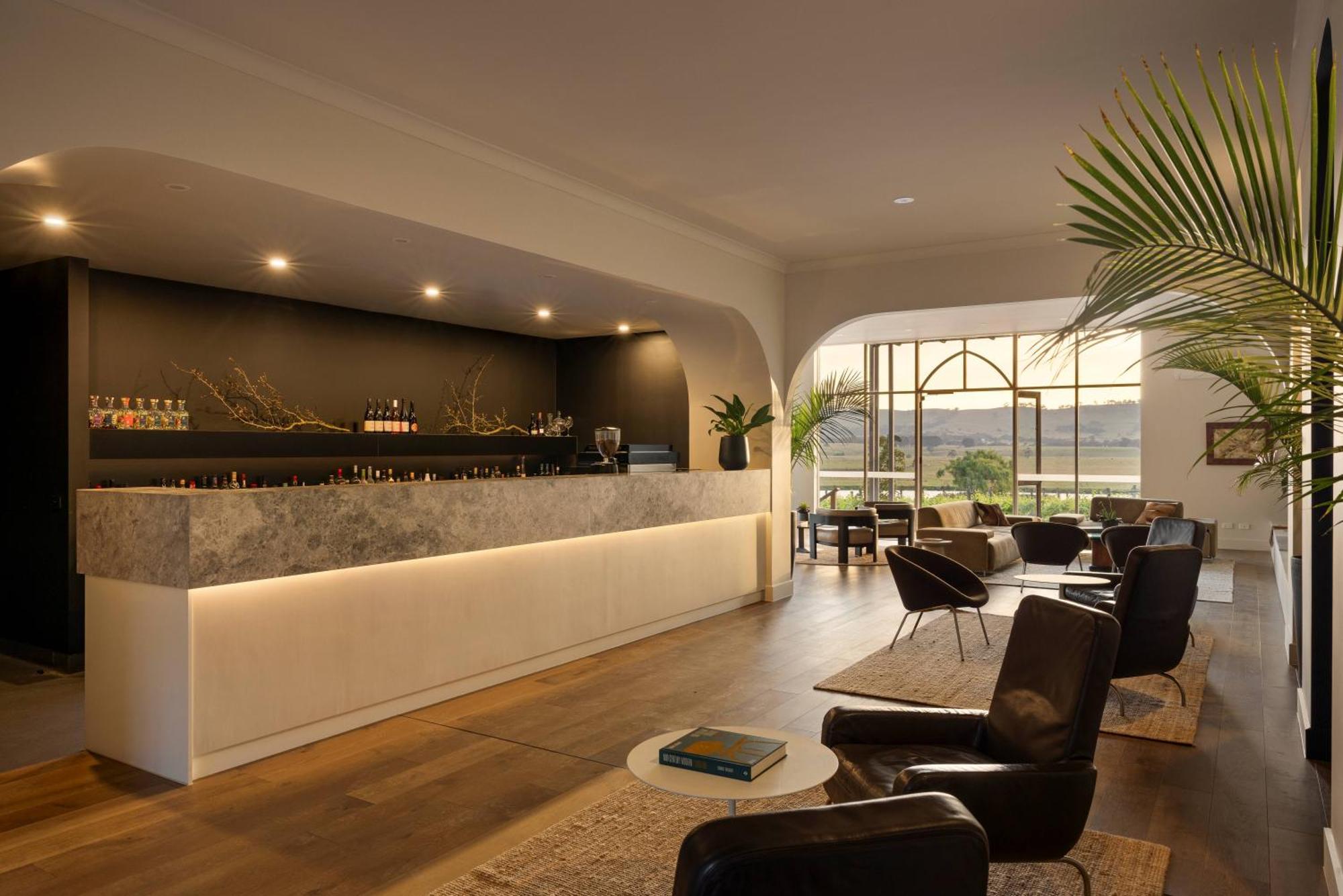 Cleveland Estate Hotel Lance Field Ngoại thất bức ảnh