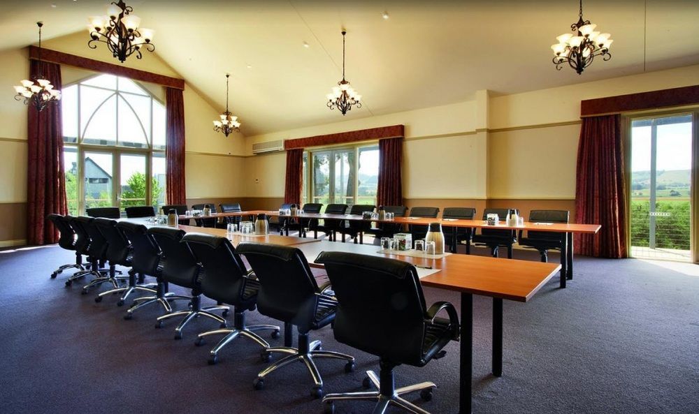 Cleveland Estate Hotel Lance Field Ngoại thất bức ảnh